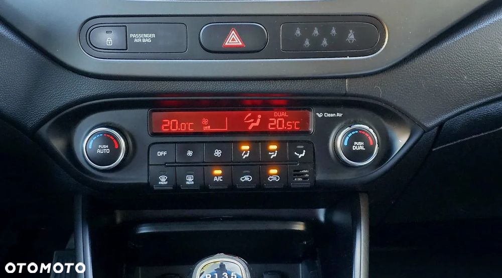 Kia Carens 1.6 GDI Edition 7 - 12