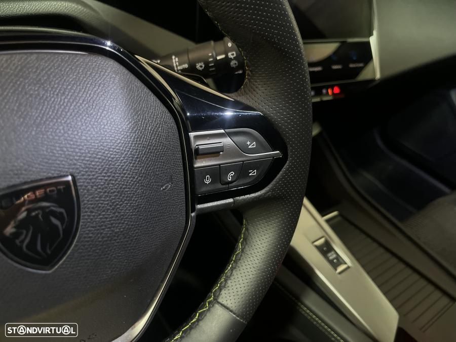 Peugeot 308 1.6 Hybrid GT e-EAT8 - 30