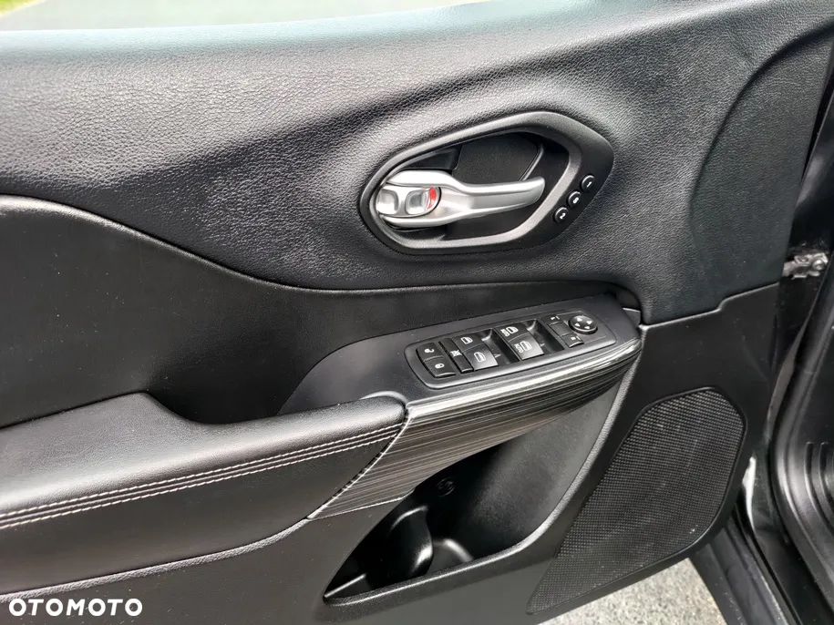 Jeep Cherokee 3.2 V6 Active Drive I Limited - 15