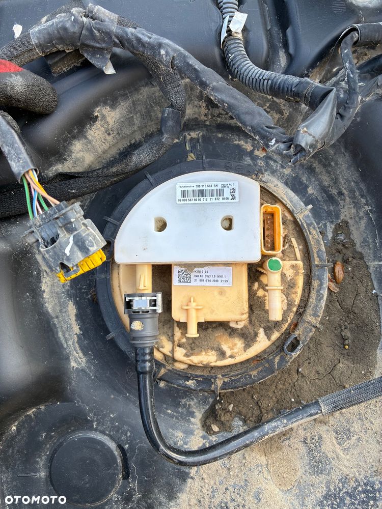 Pompa paliwa Citroen Peugeot DS OPEL - 1