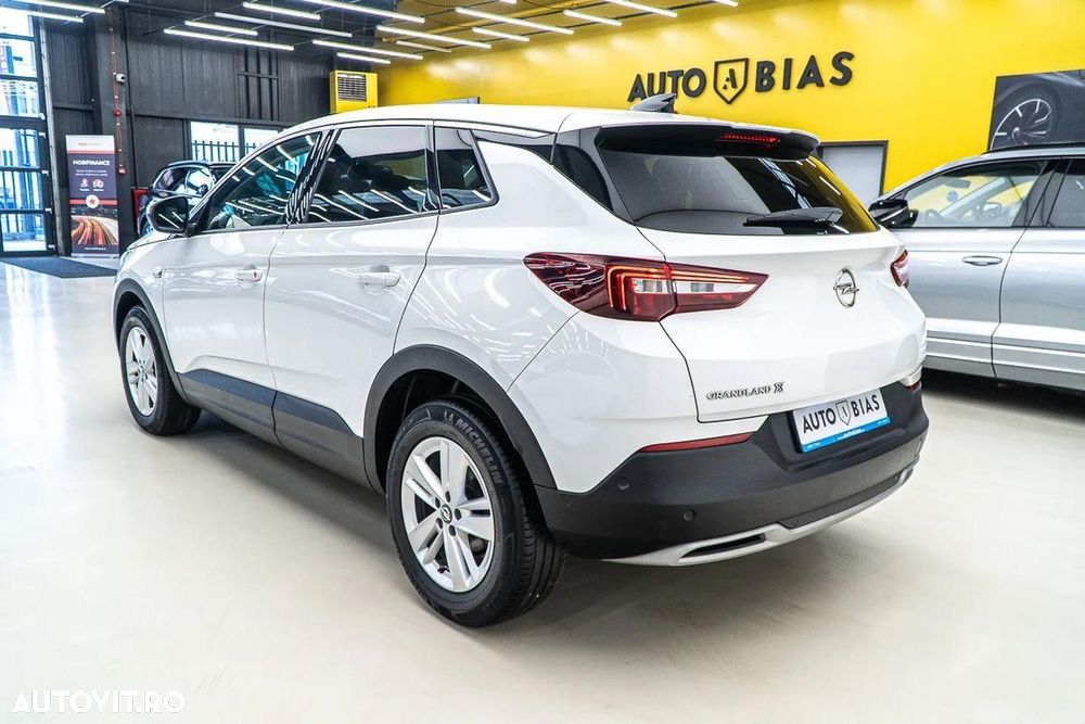 Opel Grandland X 1.2 Start/Stop Automatik INNOVATION - 6