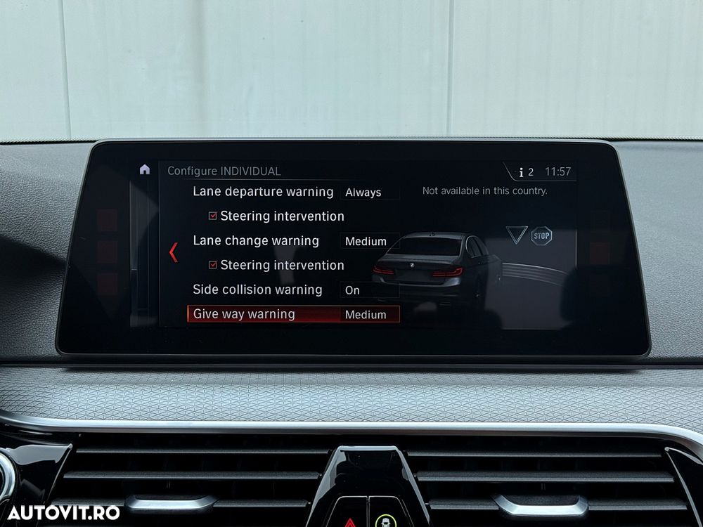 BMW Seria 5 540d xDrive AT - 39