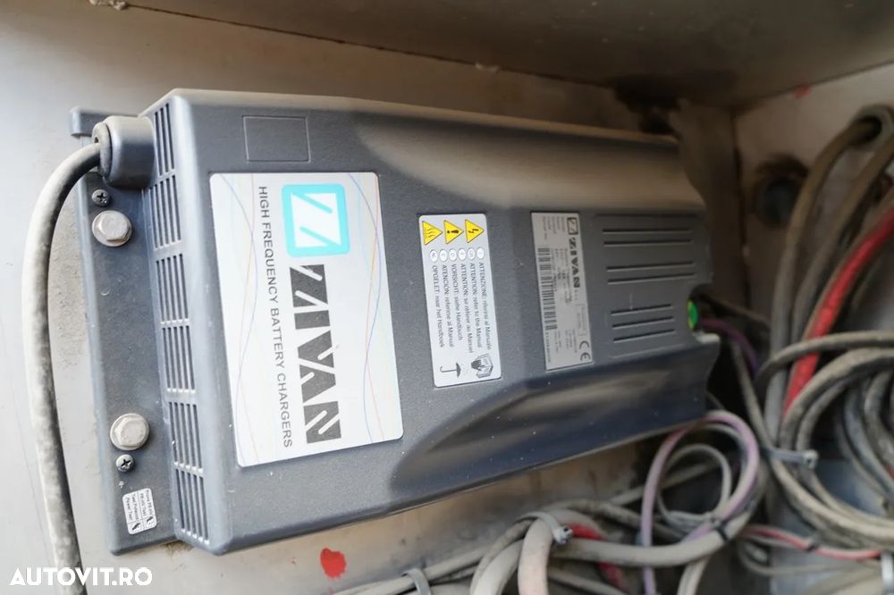 Magyar / REZERVOR ALIMENTE / 30.000 L / AXĂ RIDICATĂ / AXĂ DE DIRECȚIE / - 21