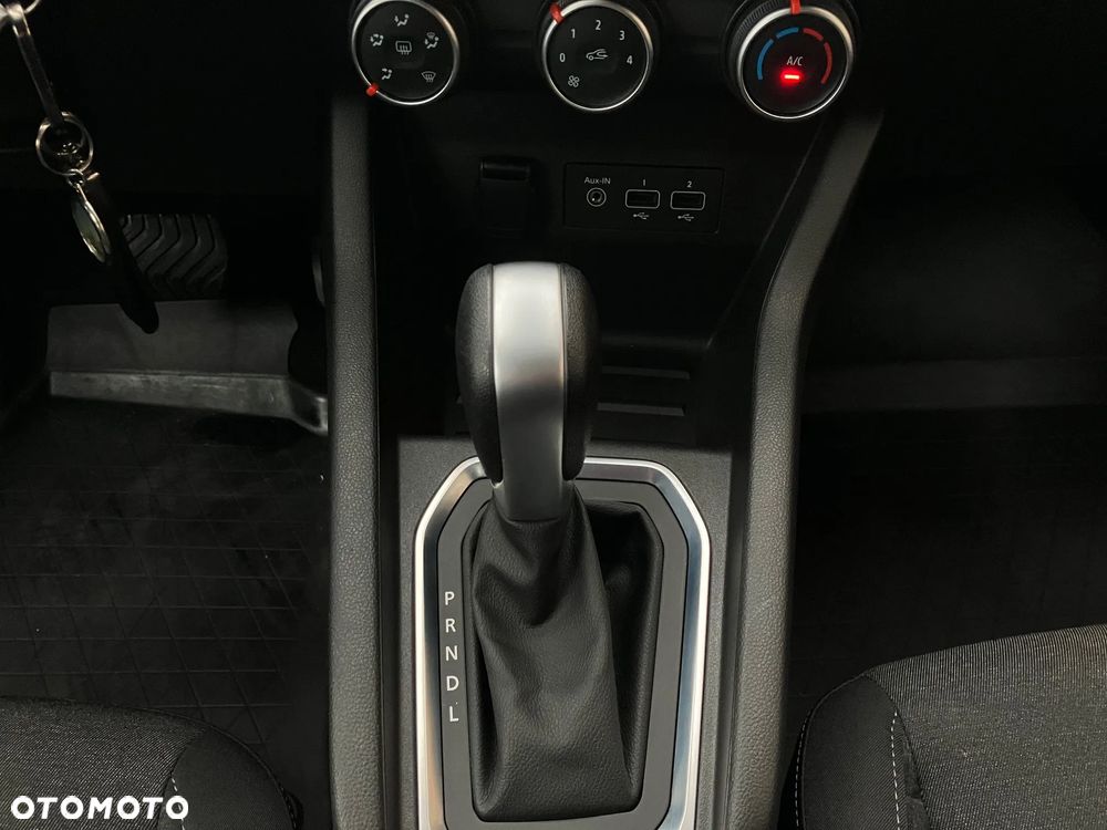 Renault Clio 1.0 TCe Zen Xtronic - 29