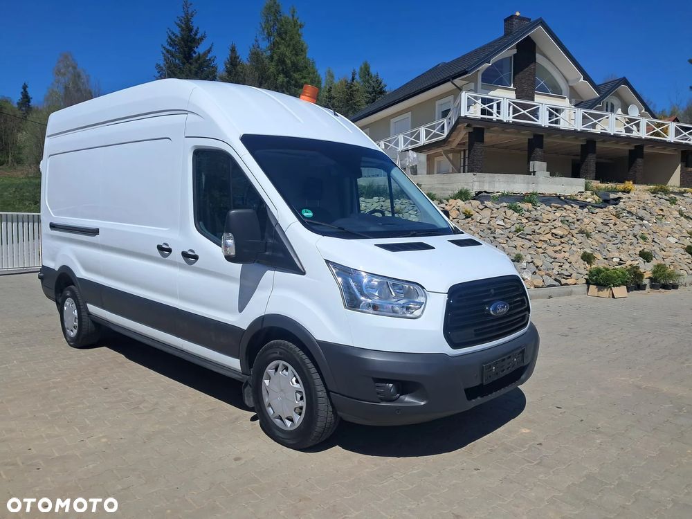 Ford Transit - 1