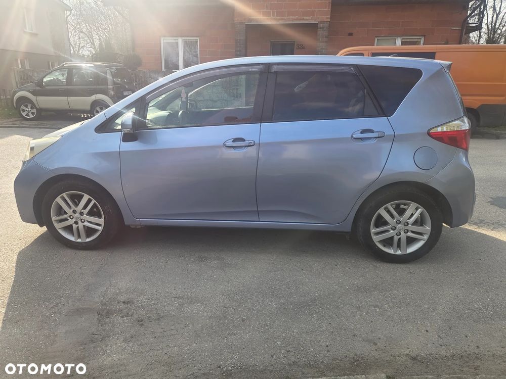 Toyota Yaris Verso 1.4 D-4D Sol - 2