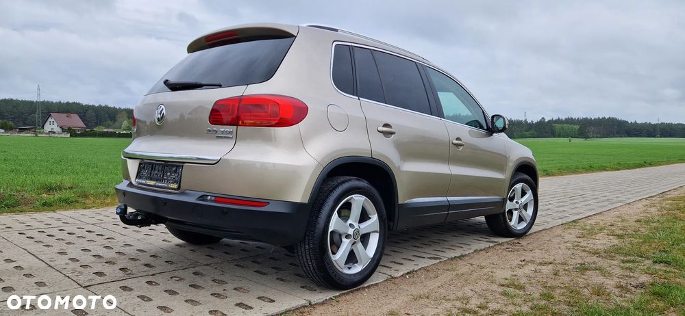 Volkswagen Tiguan 2.0 TDI DPF 4Motion BlueMotion Technology Exclusive - 20