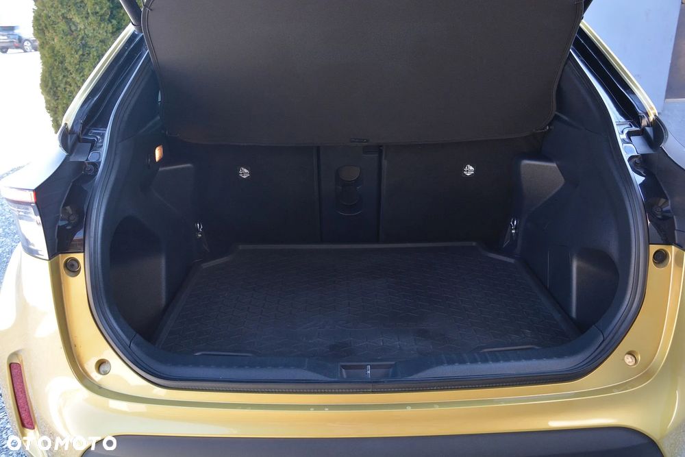 Toyota Yaris Cross - 13