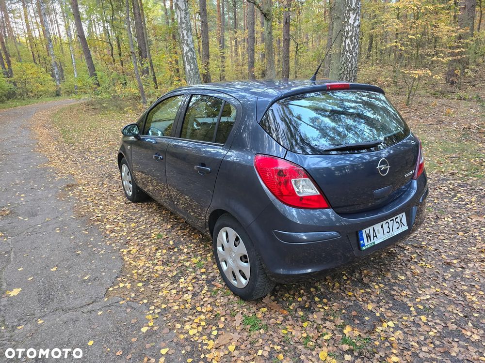 Opel Corsa - 4