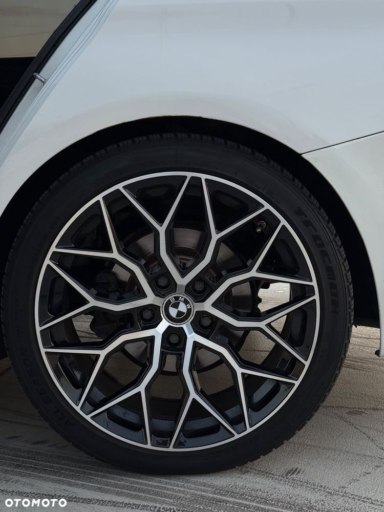 BMW Seria 3 328i Sport Line - 7