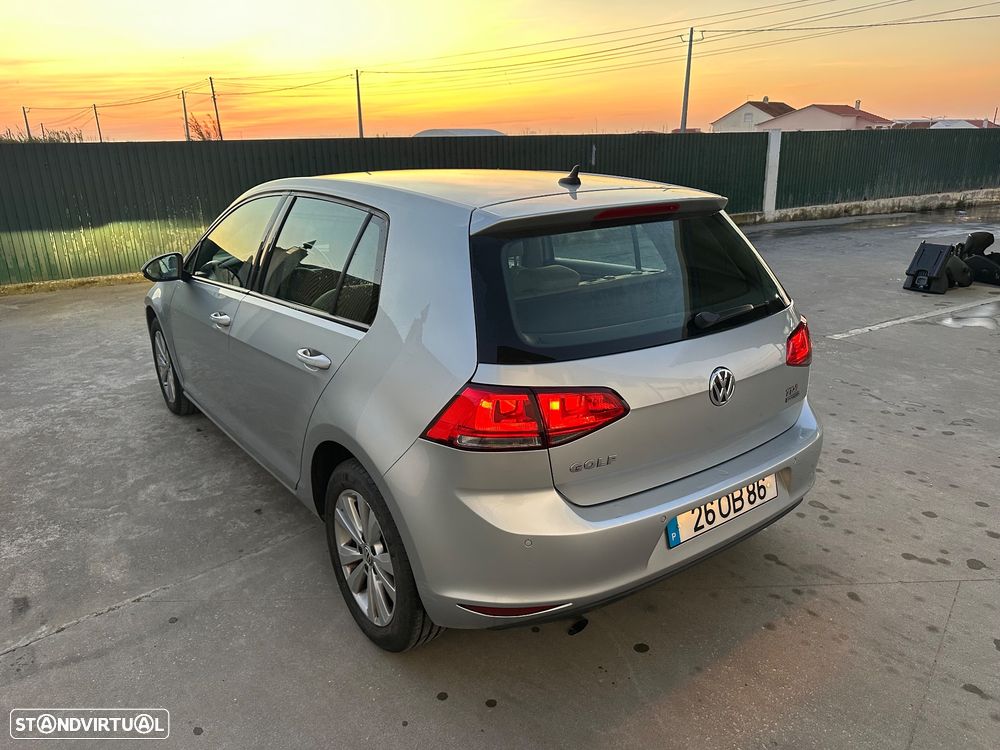 VW Golf 1.6 TDi Highline DSG - 7