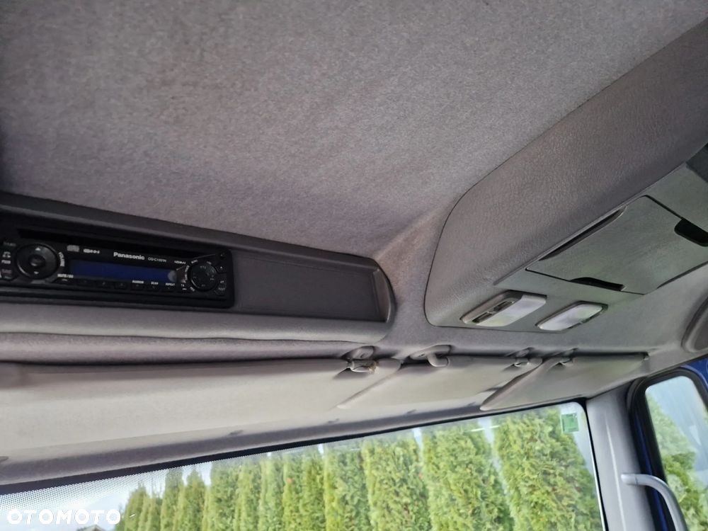 Nissan Atleon 3.0 - 15