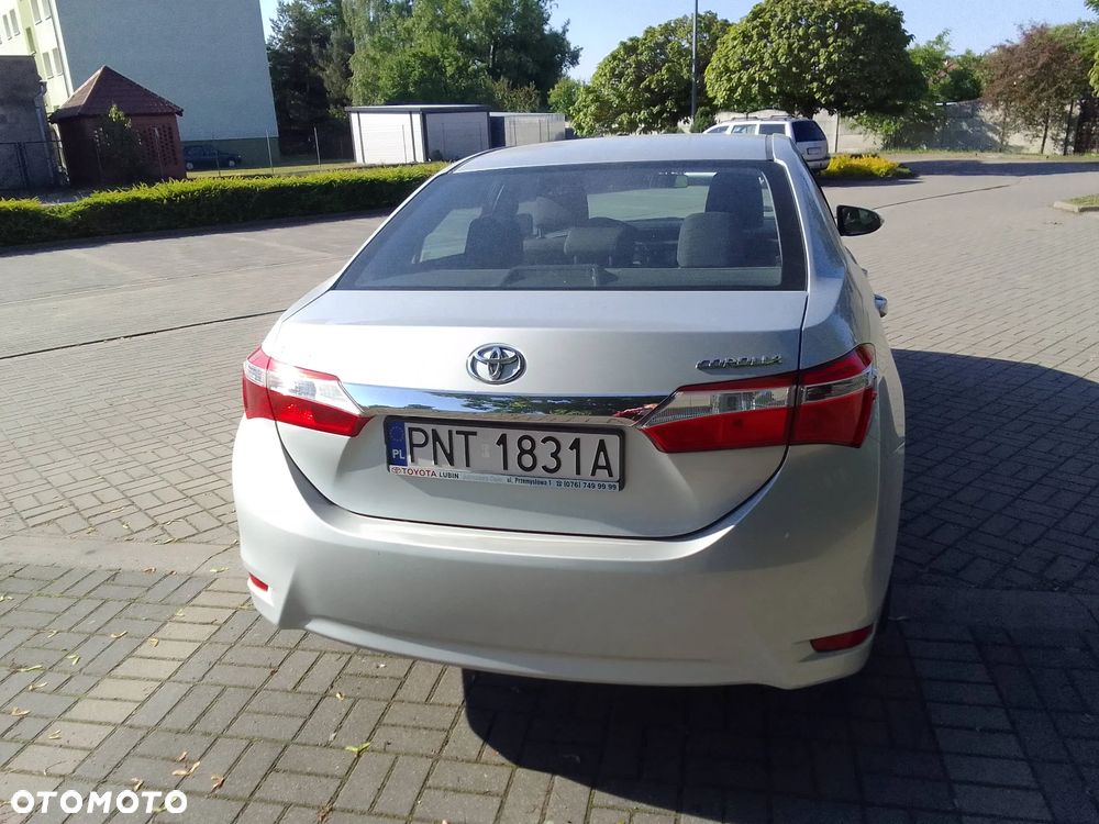 Toyota Corolla 1.6 Premium - 8