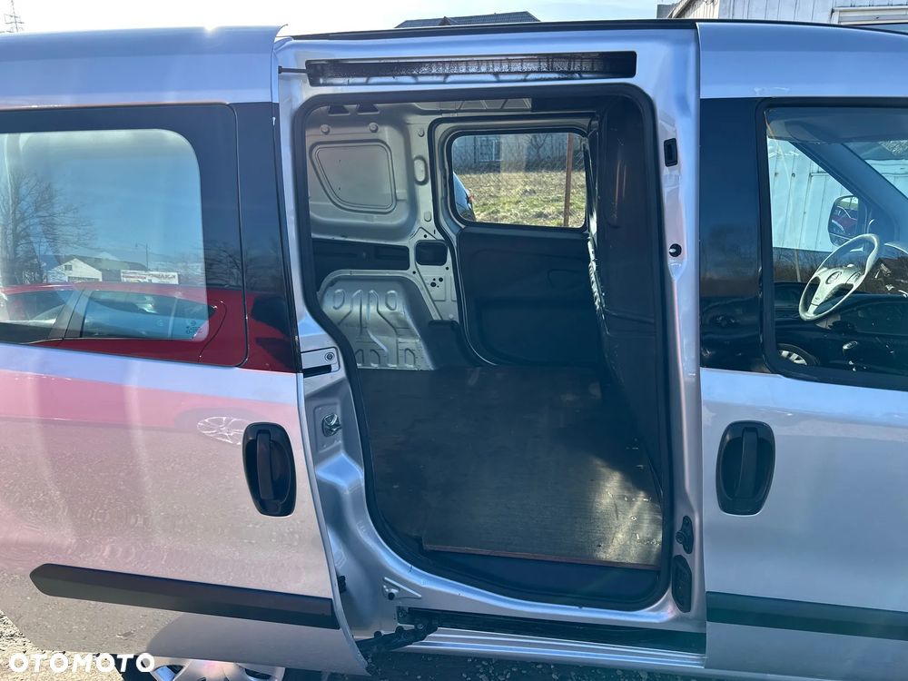 Opel Combo - 14