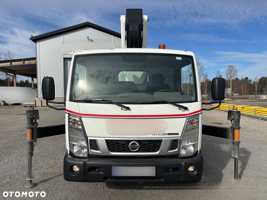 Nissan Cabster N400 - 7
