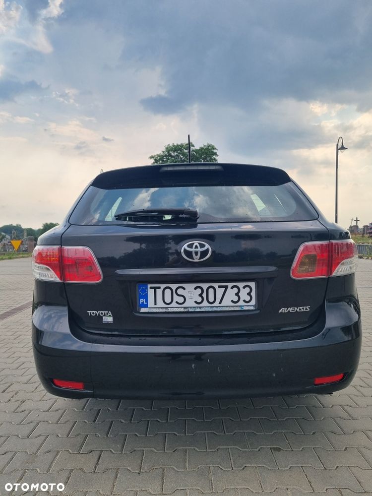 Toyota Avensis - 3