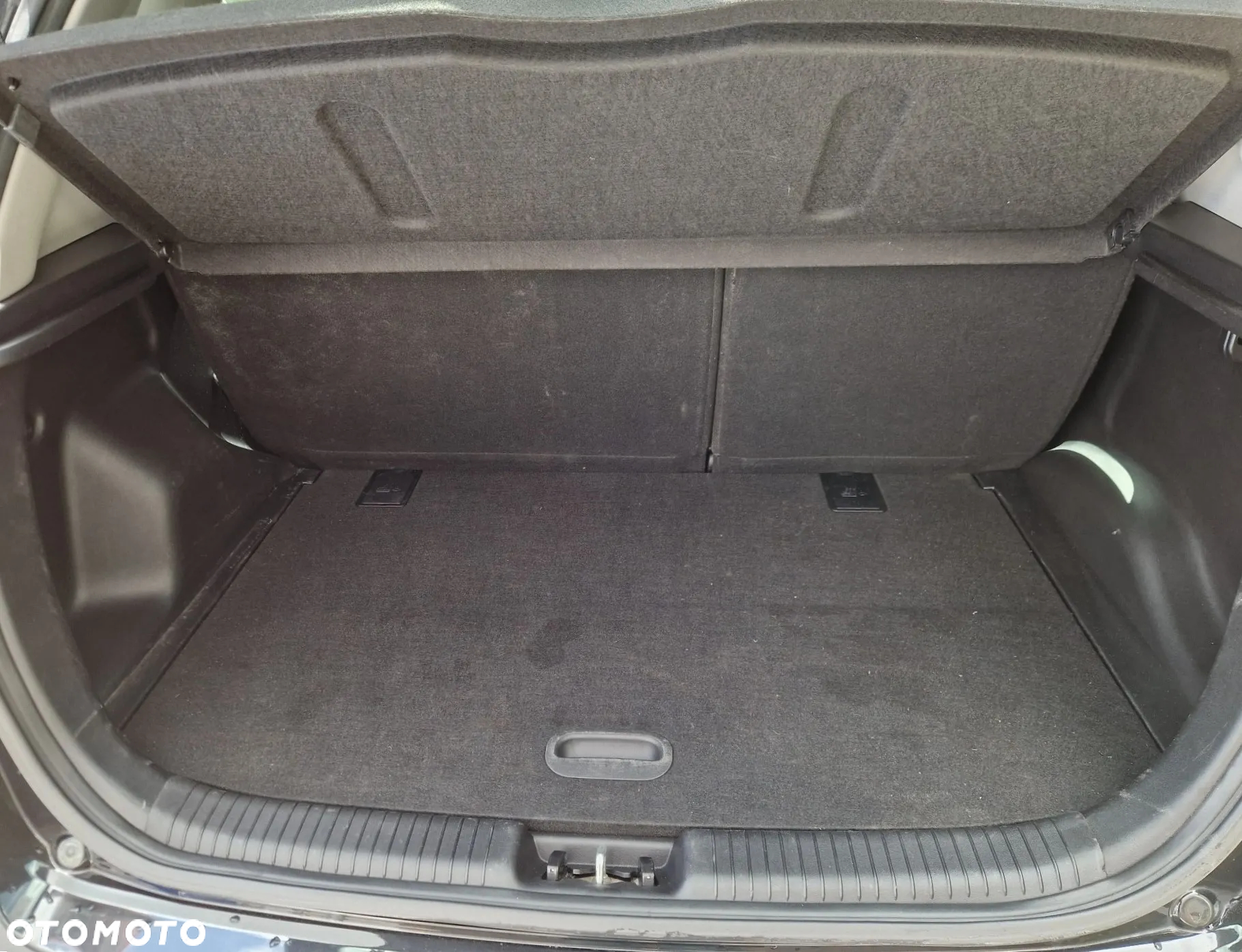 Kia Venga 1.6 CRDi 128 Business Line - 23