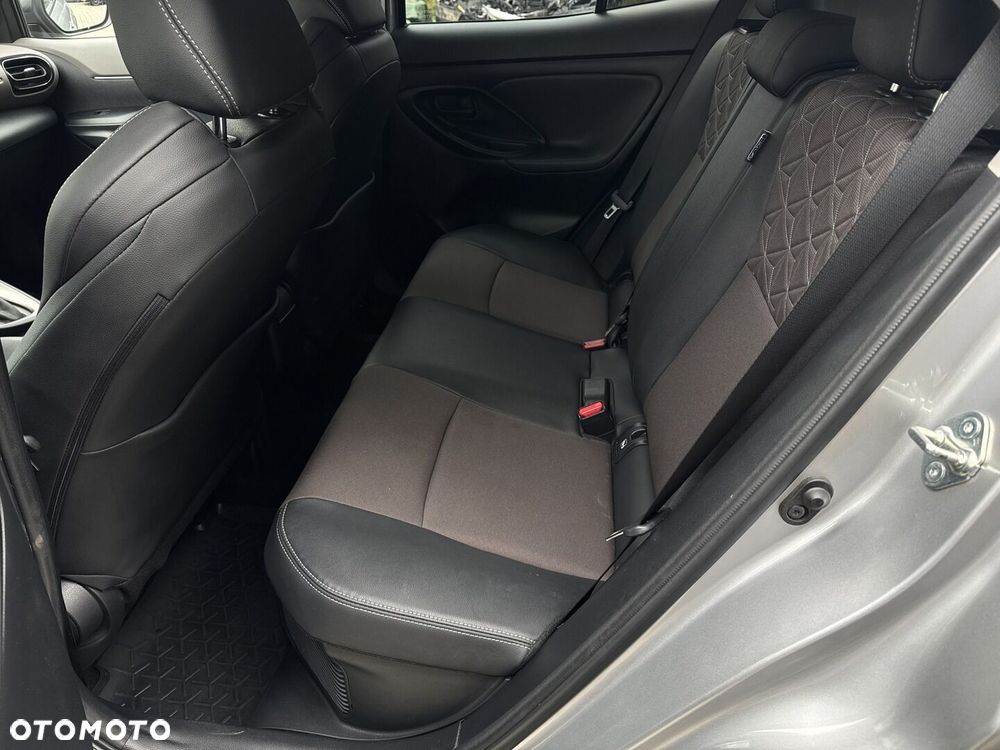 Toyota Yaris Cross - 33