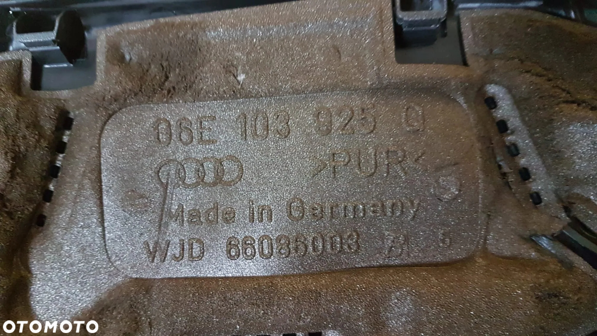 AUDI A6 A7 C7 4G 3,0 TFSI V6 OSŁONA POKRYWA SILNIKA 06E103925Q - 2