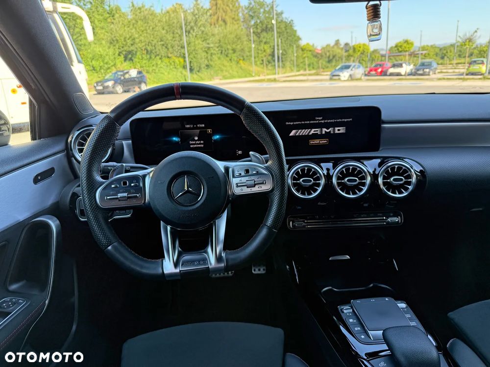 Mercedes-Benz Klasa A 35 AMG 4-Matic 7G-DCT - 30