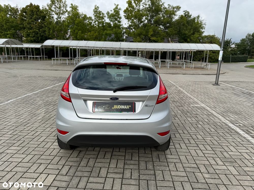 Ford Fiesta 1.25 Ambiente - 10
