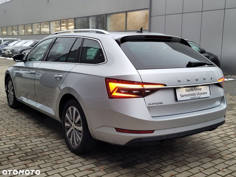 Skoda Superb 2.0 TSI Style DSG - 8