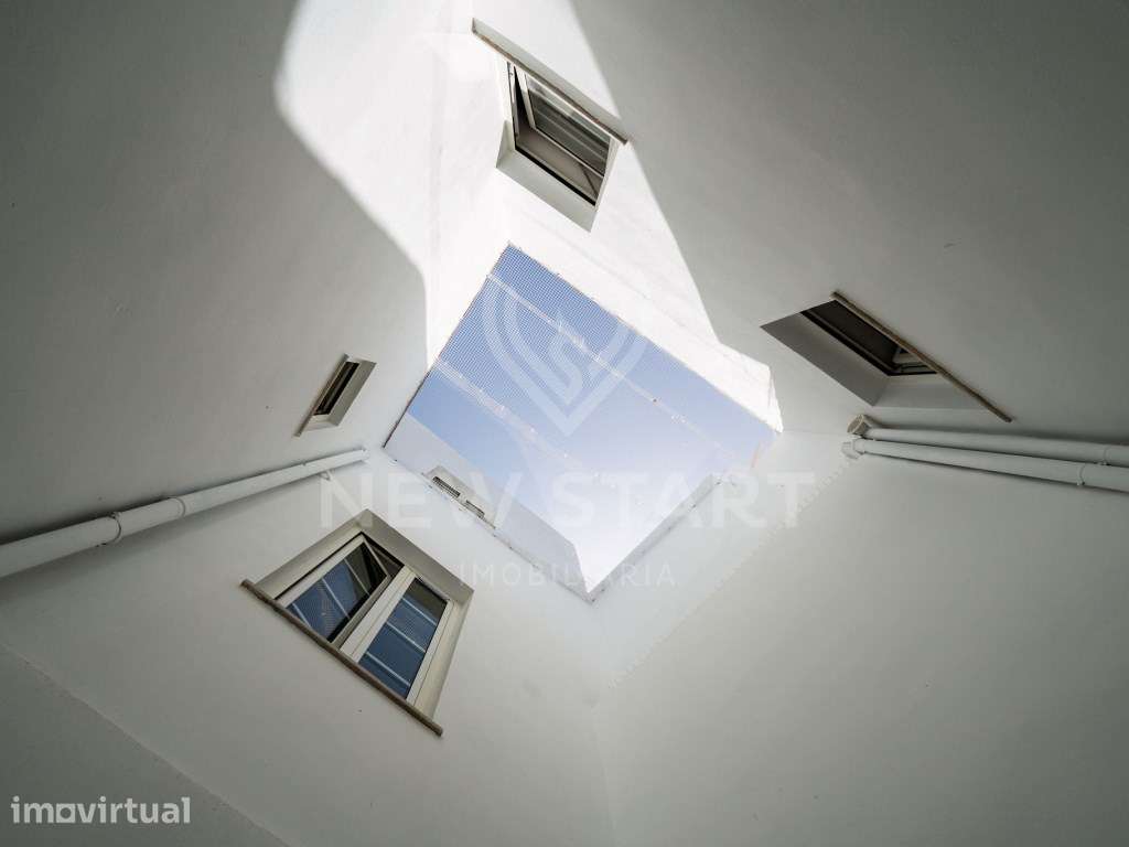 Moradia T4 com Piscina na Cobertura no Centro de Olhão, junto aos M... - Grande imagem: 5/35