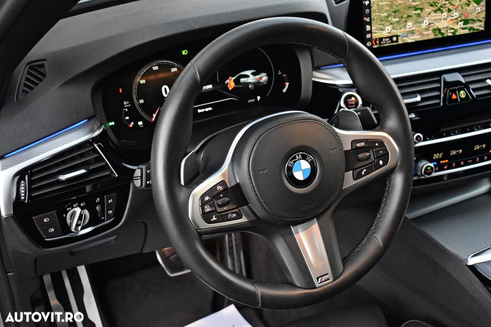 BMW Seria 5 520d xDrive AT - 15