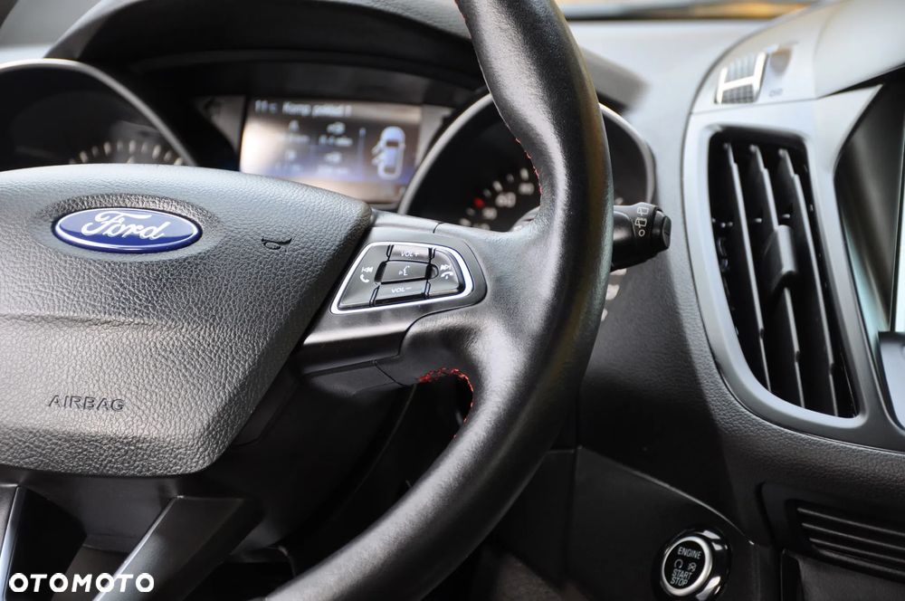 Ford Kuga 1.5 EcoBoost 2x4 Cool & Connect - 35