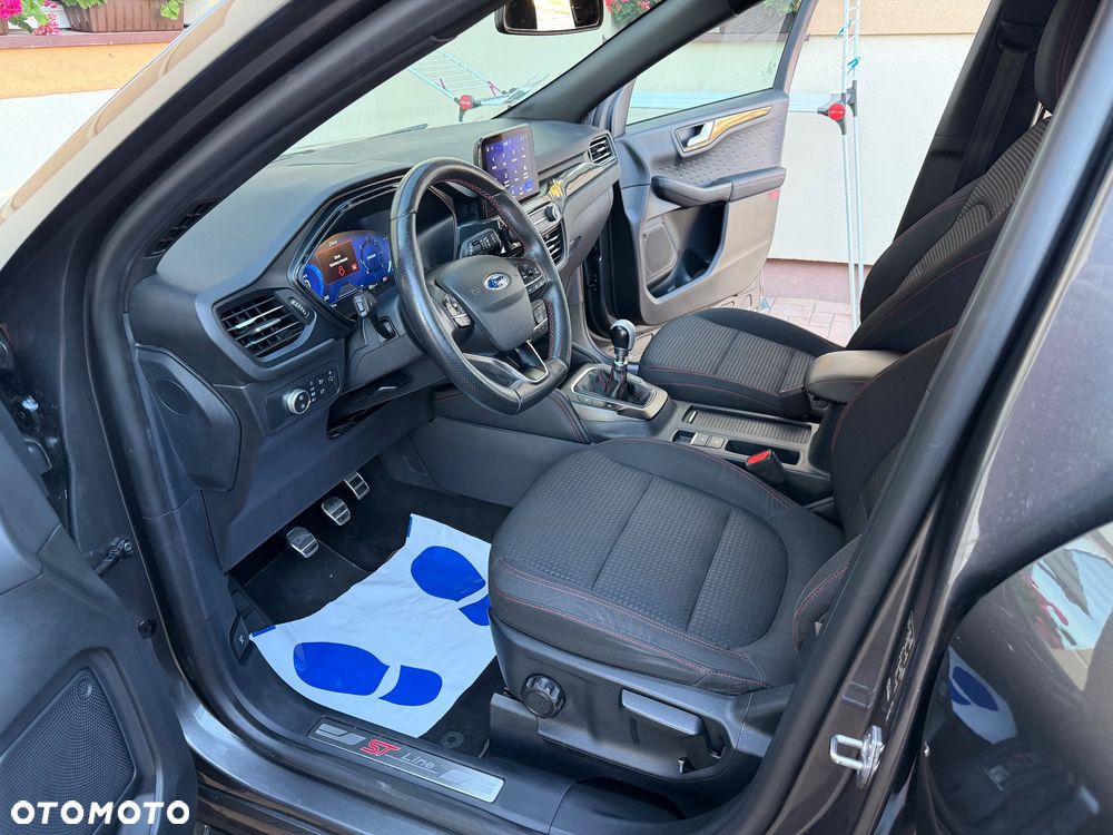 Ford Kuga - 29