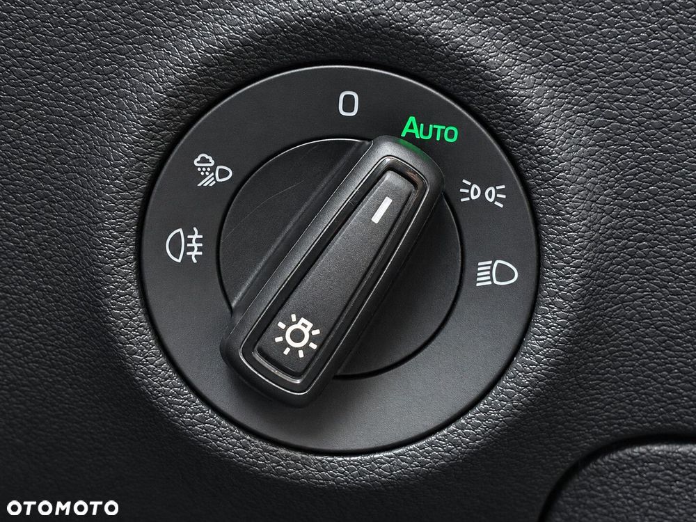 Skoda Karoq 1.5 TSI ACT Edition 130 DSG - 27