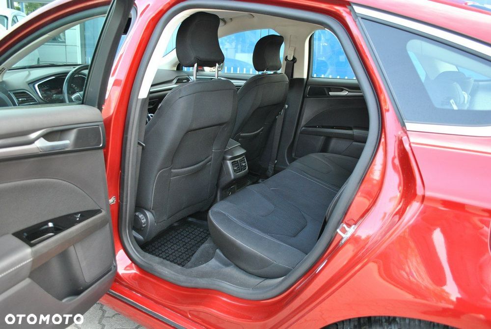 Ford Mondeo 2.0 EcoBlue Titanium - 22