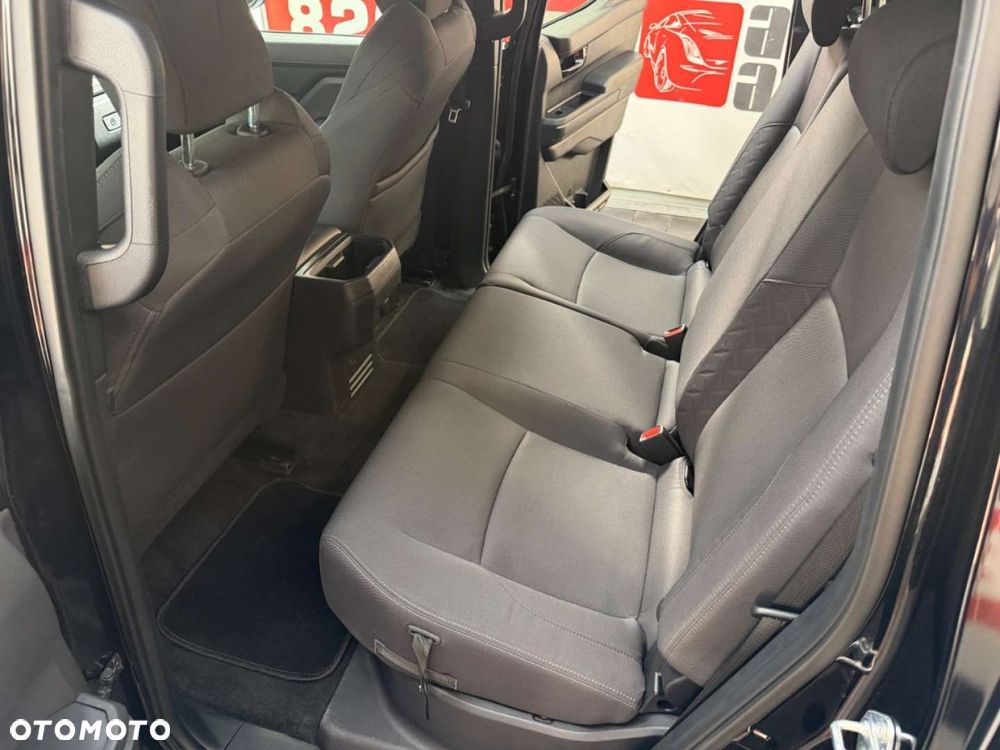 Toyota Tacoma - 37