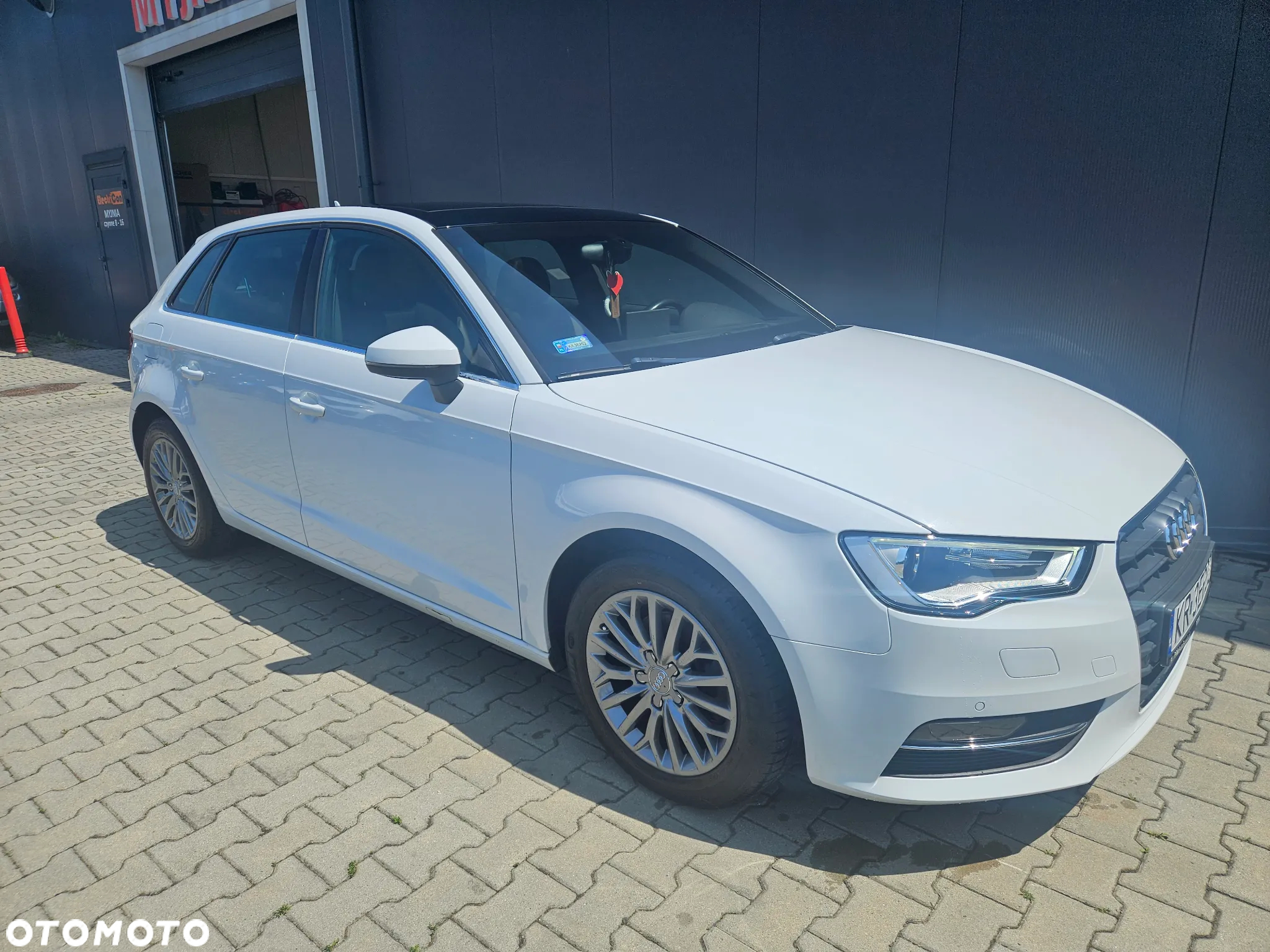 Audi A3 1.6 TDI Ambiente - 3