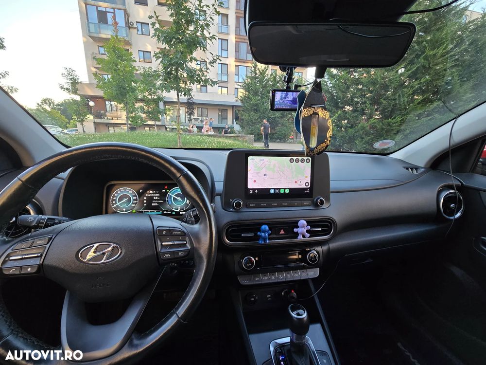 Hyundai KONA - 6