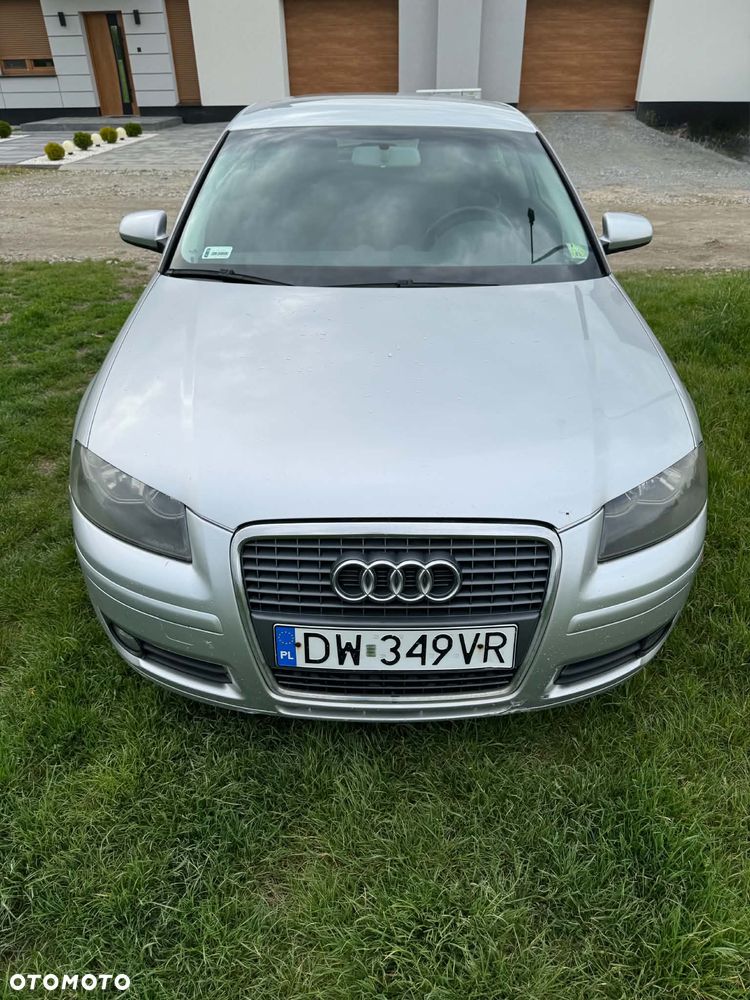 Audi A3 3-drzwiowe 1.6 Ambiente - 1