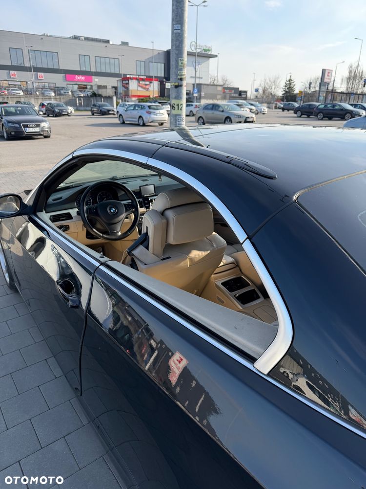 BMW Seria 3 320i - 12