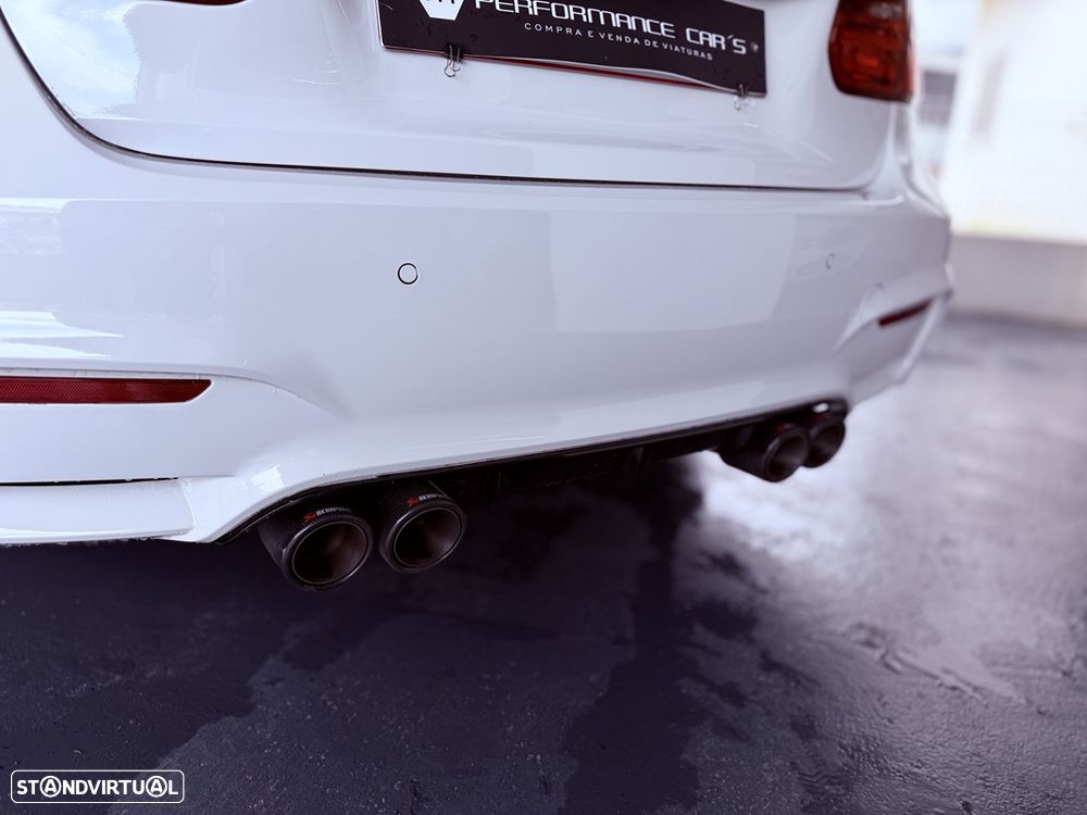 BMW 320 d Auto Pack M - 19