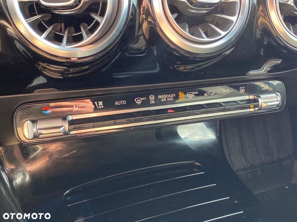 Mercedes-Benz Klasa A ver-250-e-phev-amg-line-8g--dct - 22