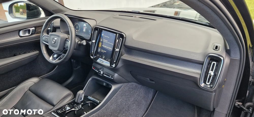 Volvo XC 40 D3 Geartronic R-Design - 30