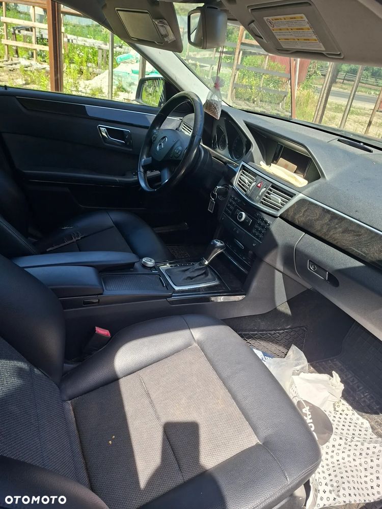 Mercedes-Benz Klasa E 220 CDI BlueEff Avantgarde - 6