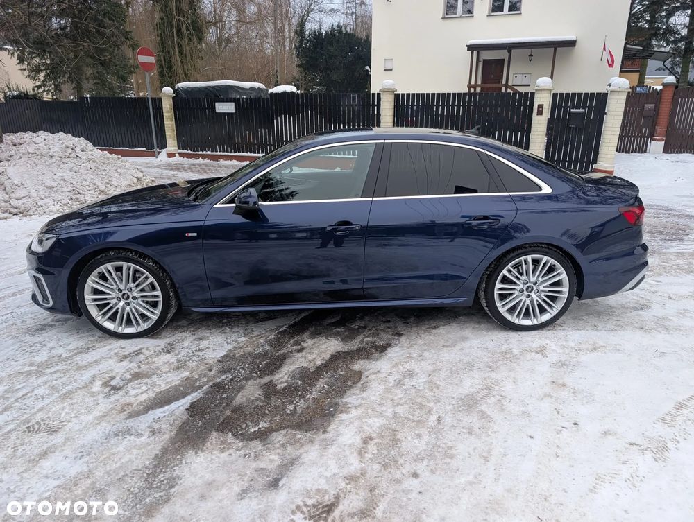 Audi A4 Limousine - 10