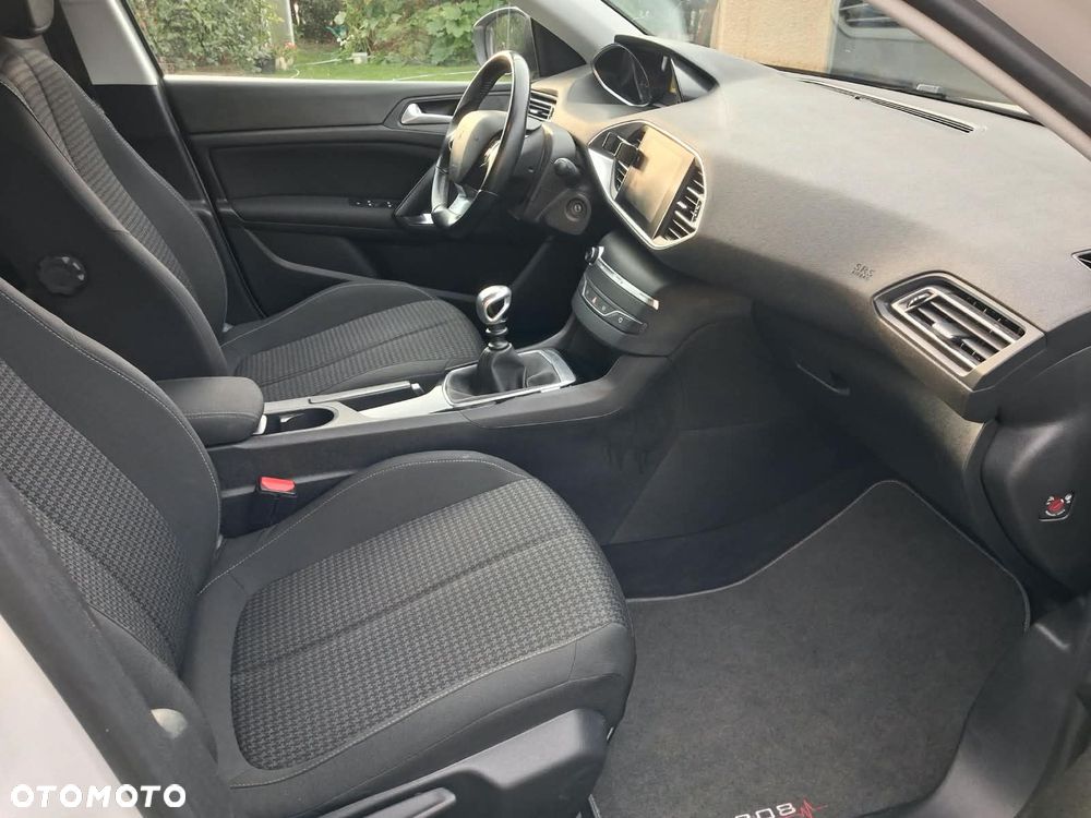 Peugeot 308 1.5 BlueHDi Access S&S - 11