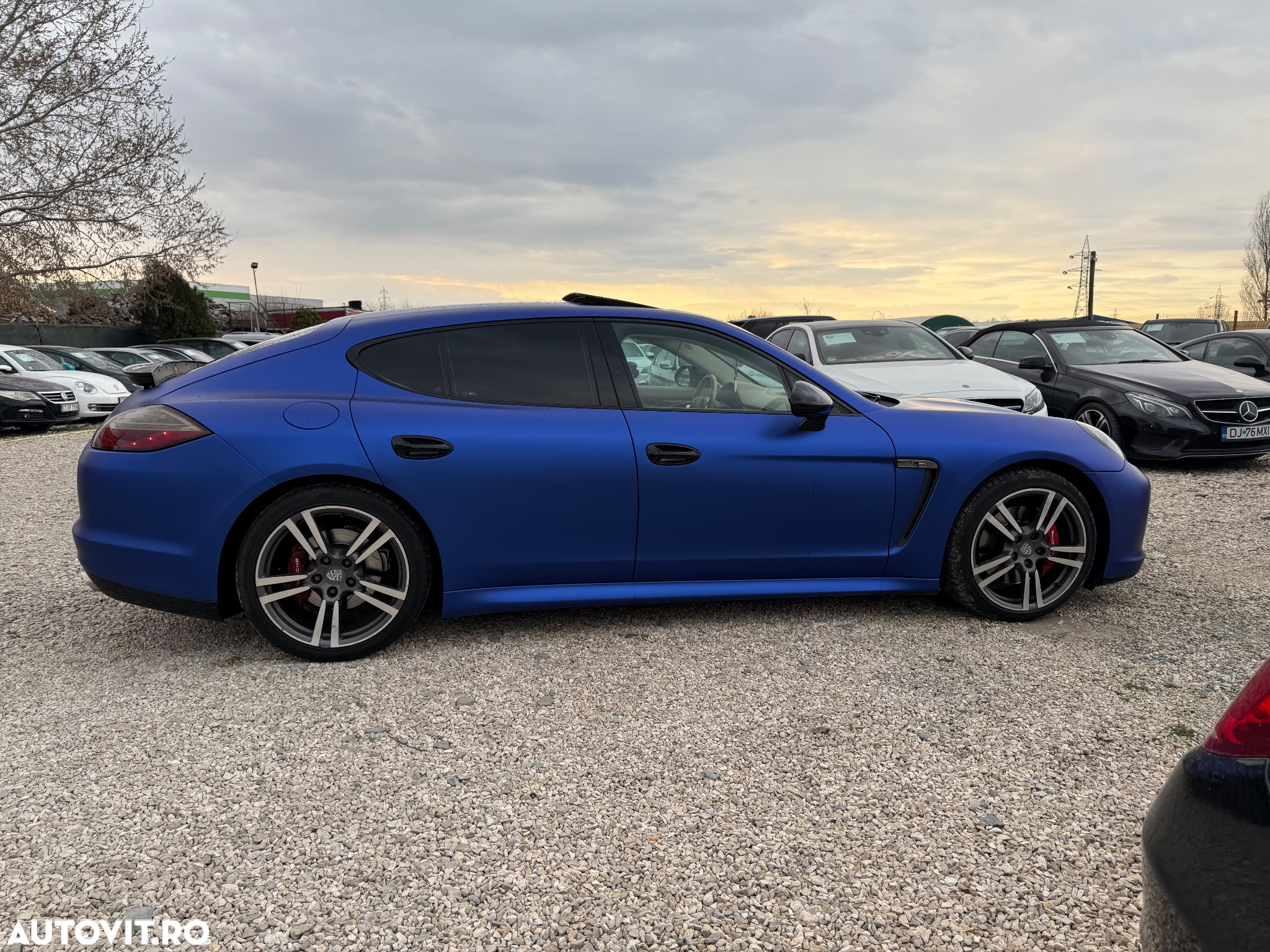 Porsche Panamera 4 PDK Platinum Edition - 11
