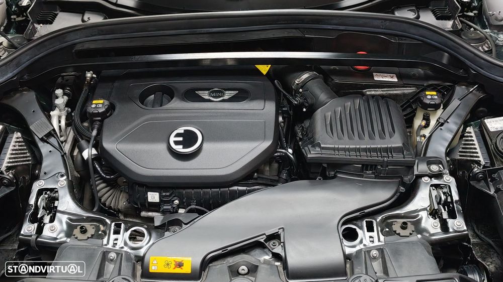 MINI Countryman Cooper SE ALL4 Auto - 29