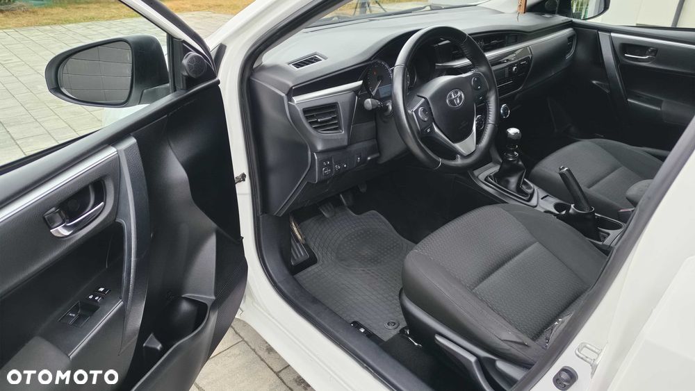 Toyota Corolla 2015 photo 5