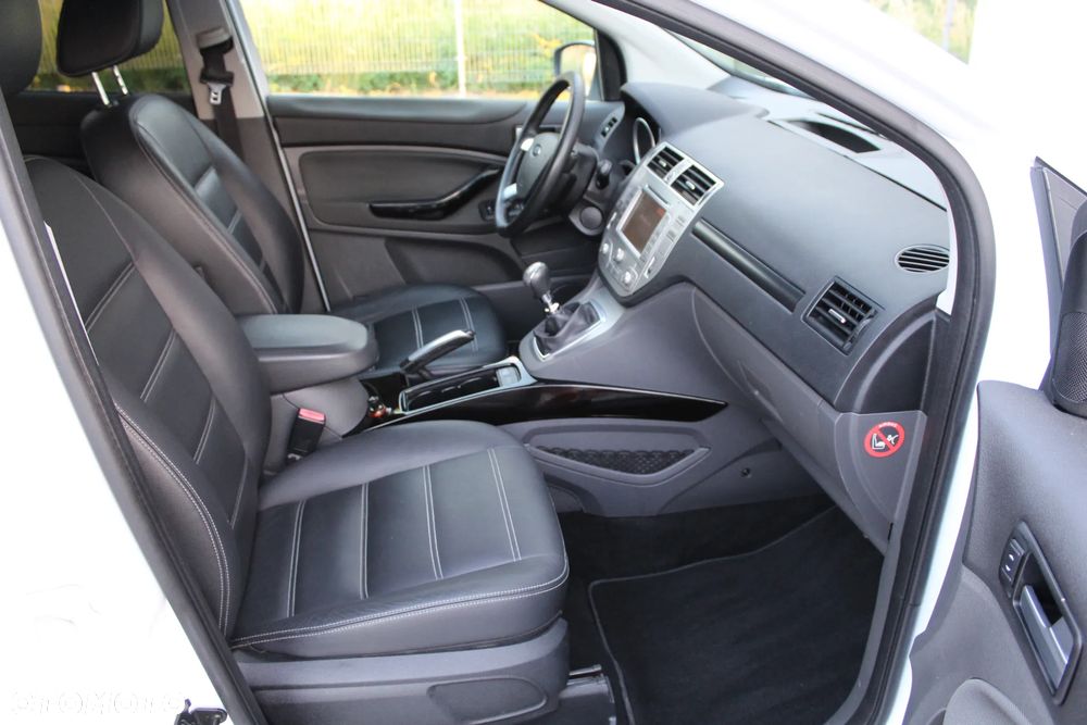 Ford Kuga 2.0 TDCi 4x4 Titanium - 6