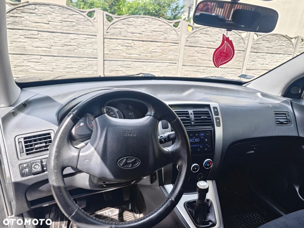 Hyundai Tucson 2.0 Comfort 2WD - 4