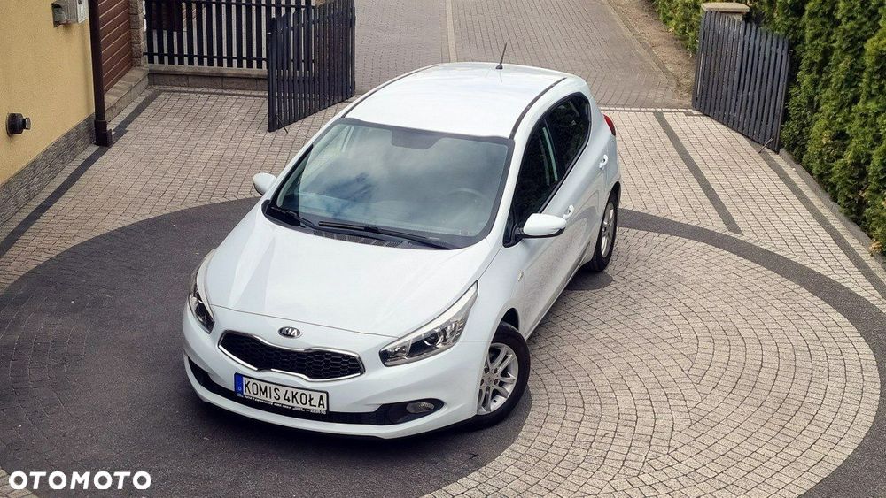 Kia Ceed - 19