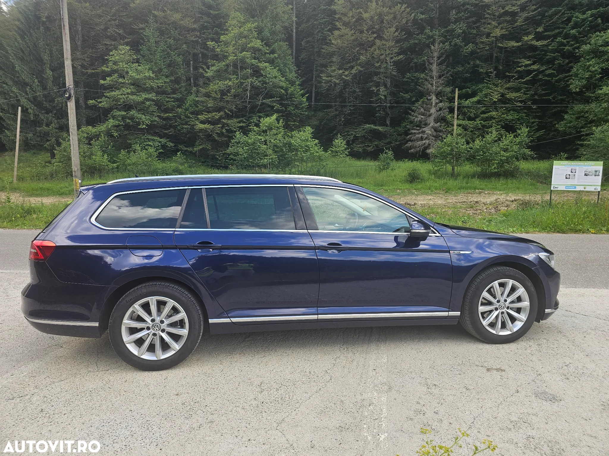 Volkswagen Passat Variant 2.0 TDI DSG 4Motion Highline - 16